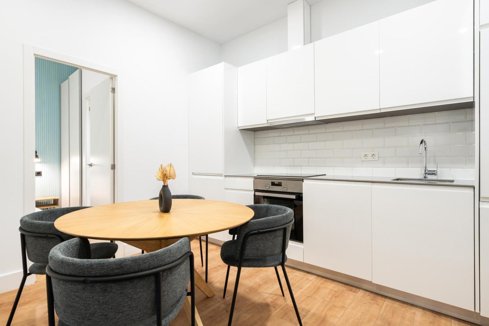 Apartment Reformados En Metro Pacifico Alquiler Temporal Madrid